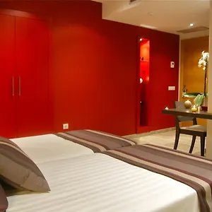 Restaurante Y Mach ** Tapis