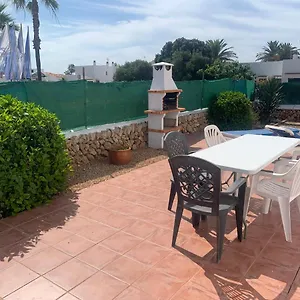 Сasa de vacaciones Casa 2 Plantas Con Gran Jardín